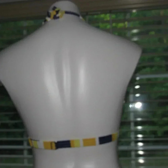 VENUS Halter Padded Swim Top Size C (32D/34C/36B) - Picture 3 of 4